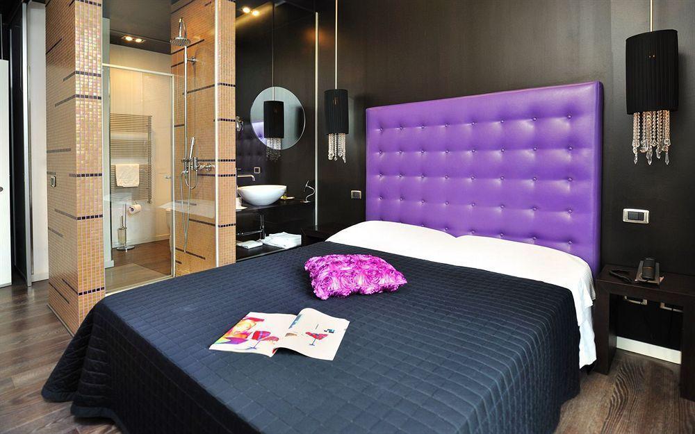 Hotel In - Lounge Room Cazzago  Bagian luar foto