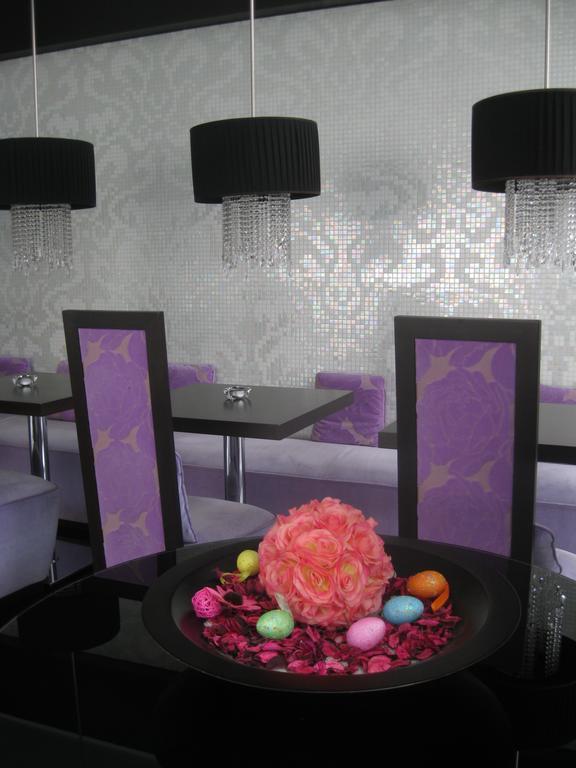 Hotel In - Lounge Room Cazzago  Bagian luar foto