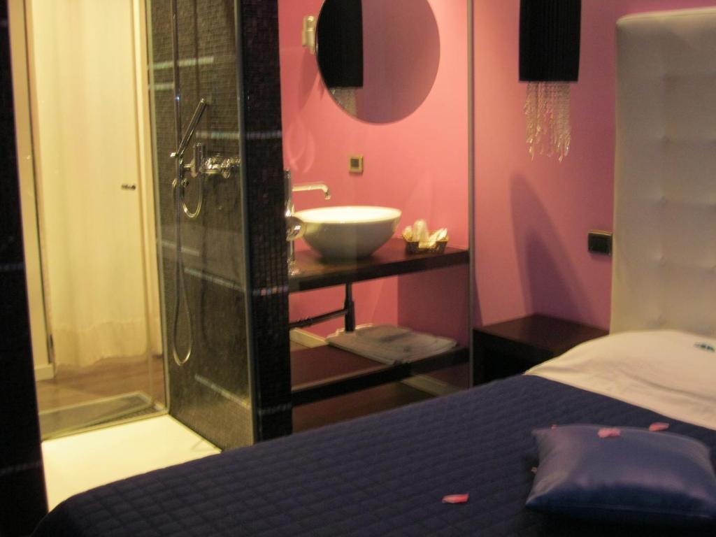 Hotel In - Lounge Room Cazzago  Bagian luar foto